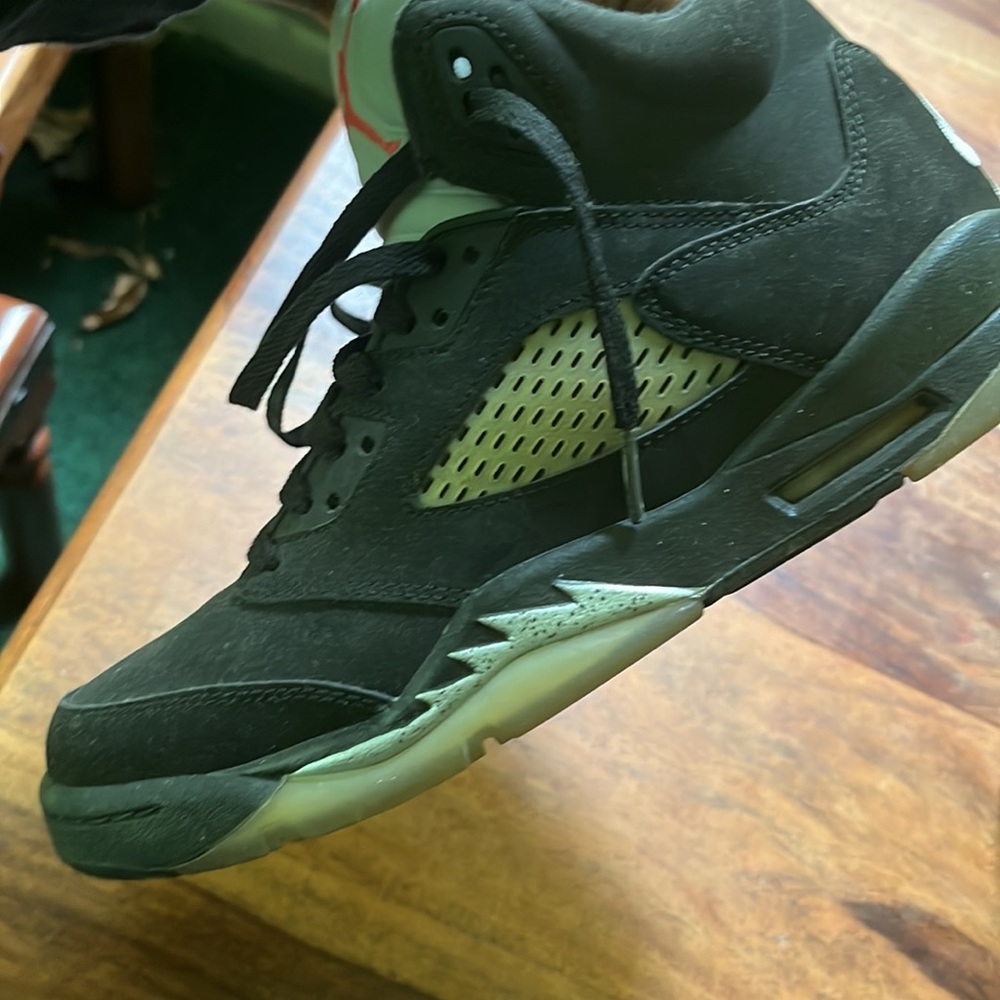 Retro 5s Size 7Y